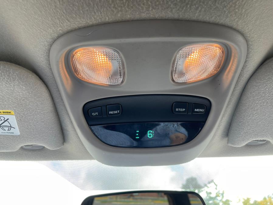 2004 Jeep Grand Cherokee 4dr Laredo 4WD, available for sale in New Britain, Connecticut | Supreme Automotive. New Britain, Connecticut 2004 Jeep Grand Cherokee 4dr Laredo 4WD, available for sale in New Britain, Connecticut | Supreme Automotive. New Britain, Connecticut