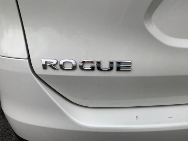 Used Nissan Rogue SL 2016 | Valentine Motor Company. Forestville, Maryland Used Nissan Rogue SL 2016 | Valentine Motor Company. Forestville, Maryland
