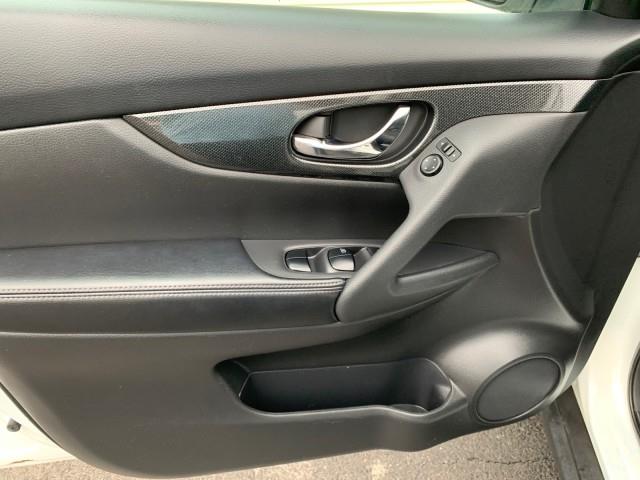 Used Nissan Rogue SL 2016 | Valentine Motor Company. Forestville, Maryland Used Nissan Rogue SL 2016 | Valentine Motor Company. Forestville, Maryland