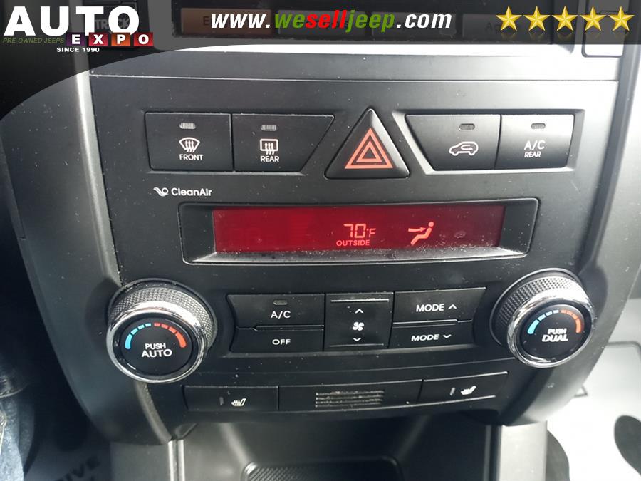 2011 Kia Sorento AWD 4dr V6 EX, available for sale in Huntington, New York | Auto Expo. Huntington, New York 2011 Kia Sorento AWD 4dr V6 EX, available for sale in Huntington, New York | Auto Expo. Huntington, New York