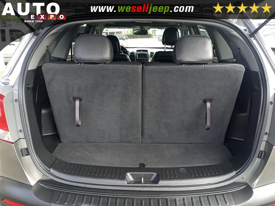 2011 Kia Sorento AWD 4dr V6 EX, available for sale in Huntington, New York | Auto Expo. Huntington, New York 2011 Kia Sorento AWD 4dr V6 EX, available for sale in Huntington, New York | Auto Expo. Huntington, New York