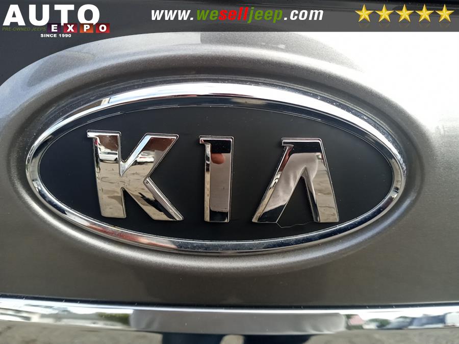 2011 Kia Sorento AWD 4dr V6 EX, available for sale in Huntington, New York | Auto Expo. Huntington, New York 2011 Kia Sorento AWD 4dr V6 EX, available for sale in Huntington, New York | Auto Expo. Huntington, New York