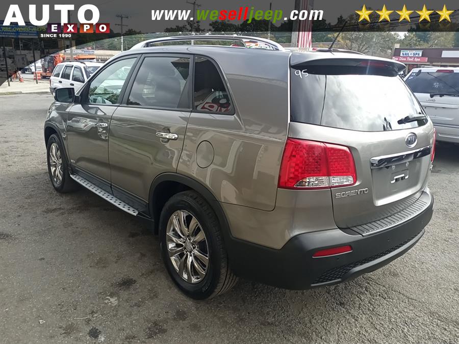 2011 Kia Sorento AWD 4dr V6 EX, available for sale in Huntington, New York | Auto Expo. Huntington, New York 2011 Kia Sorento AWD 4dr V6 EX, available for sale in Huntington, New York | Auto Expo. Huntington, New York
