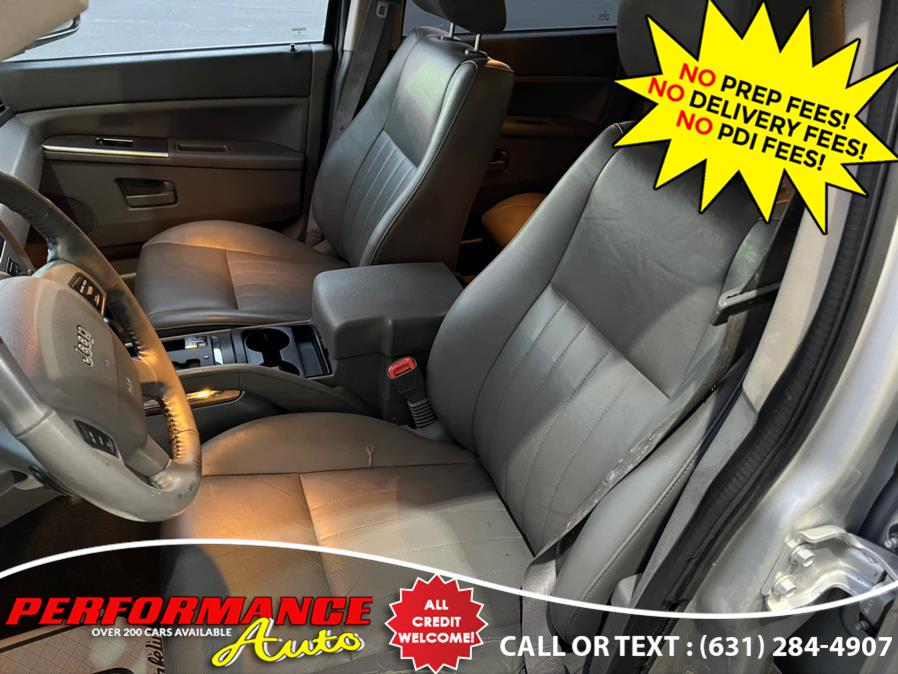 Used Jeep Grand Cherokee 4dr Laredo 4WD 2005 | Performance Auto Inc. Bohemia, New York Used Jeep Grand Cherokee 4dr Laredo 4WD 2005 | Performance Auto Inc. Bohemia, New York