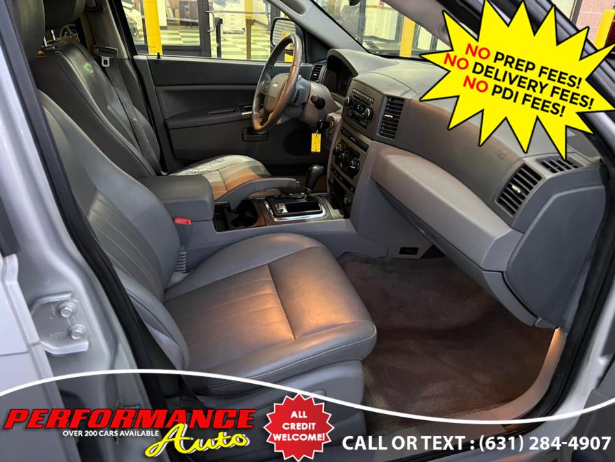 Used Jeep Grand Cherokee 4dr Laredo 4WD 2005 | Performance Auto Inc. Bohemia, New York Used Jeep Grand Cherokee 4dr Laredo 4WD 2005 | Performance Auto Inc. Bohemia, New York