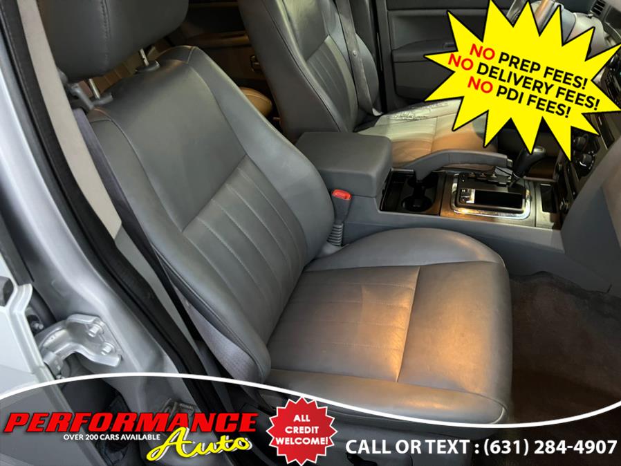Used Jeep Grand Cherokee 4dr Laredo 4WD 2005 | Performance Auto Inc. Bohemia, New York Used Jeep Grand Cherokee 4dr Laredo 4WD 2005 | Performance Auto Inc. Bohemia, New York
