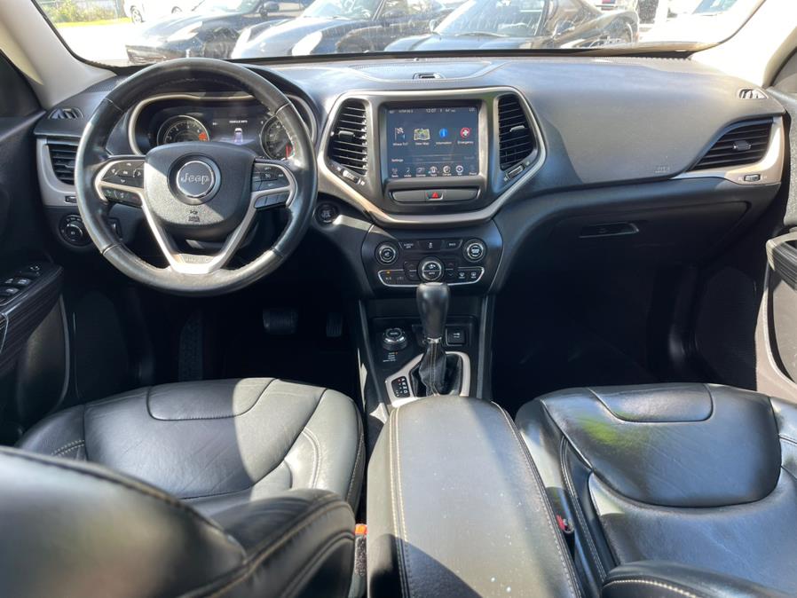 2016 Jeep Cherokee 4WD 4dr Limited, available for sale in South Windsor, Connecticut | Mike And Tony Auto Sales, Inc. South Windsor, Connecticut 2016 Jeep Cherokee 4WD 4dr Limited, available for sale in South Windsor, Connecticut | Mike And Tony Auto Sales, Inc. South Windsor, Connecticut
