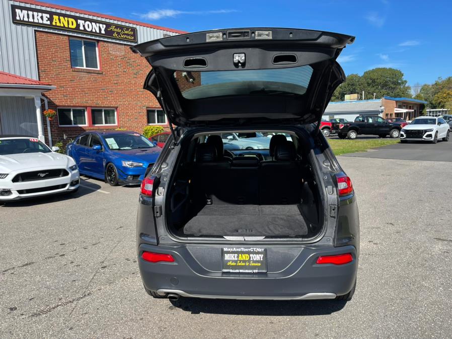 2016 Jeep Cherokee 4WD 4dr Limited, available for sale in South Windsor, Connecticut | Mike And Tony Auto Sales, Inc. South Windsor, Connecticut 2016 Jeep Cherokee 4WD 4dr Limited, available for sale in South Windsor, Connecticut | Mike And Tony Auto Sales, Inc. South Windsor, Connecticut