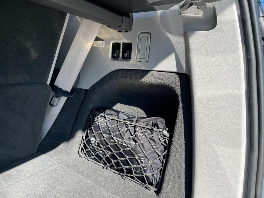 2016 Jeep Cherokee 4WD 4dr Limited, available for sale in South Windsor, Connecticut | Mike And Tony Auto Sales, Inc. South Windsor, Connecticut 2016 Jeep Cherokee 4WD 4dr Limited, available for sale in South Windsor, Connecticut | Mike And Tony Auto Sales, Inc. South Windsor, Connecticut