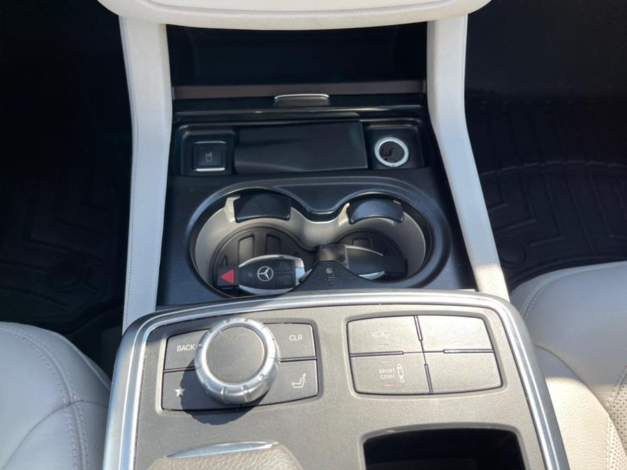 Used Mercedes-Benz GL-Class 4MATIC 4dr GL 550 2015 | Mike And Tony Auto Sales, Inc. South Windsor, Connecticut Used Mercedes-Benz GL-Class 4MATIC 4dr GL 550 2015 | Mike And Tony Auto Sales, Inc. South Windsor, Connecticut