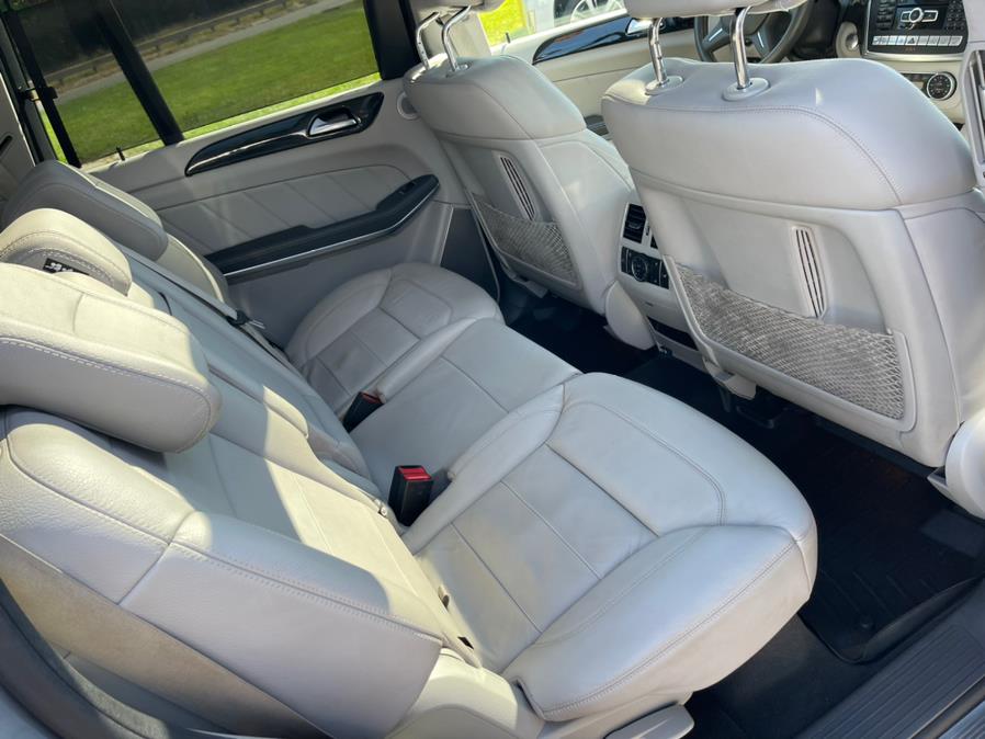 Used Mercedes-Benz GL-Class 4MATIC 4dr GL 550 2015 | Mike And Tony Auto Sales, Inc. South Windsor, Connecticut Used Mercedes-Benz GL-Class 4MATIC 4dr GL 550 2015 | Mike And Tony Auto Sales, Inc. South Windsor, Connecticut
