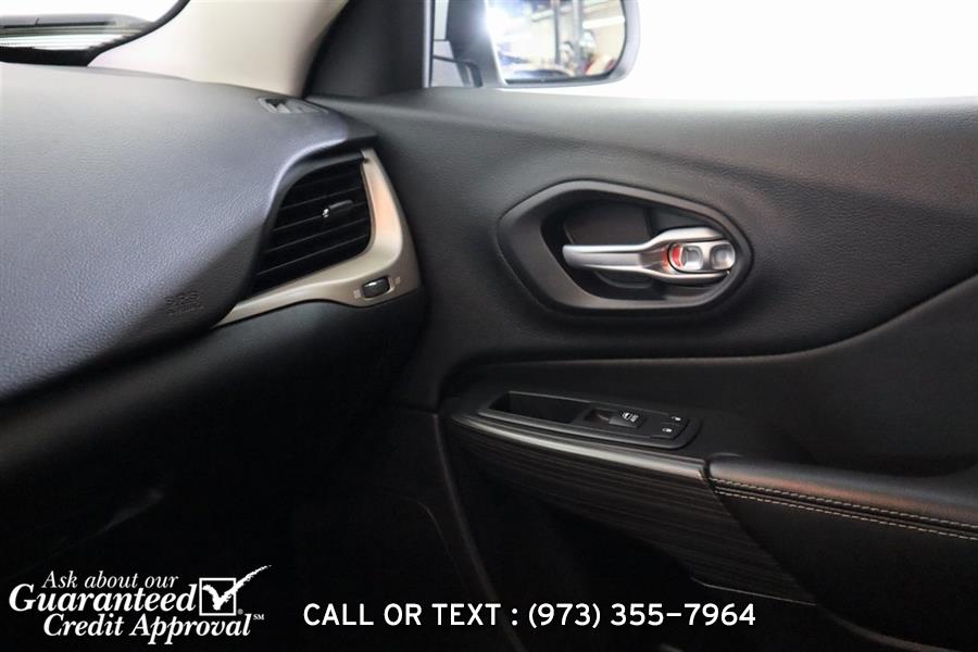 Used Jeep Cherokee Limited 2015 | City Motor Group Inc.. Haskell, New Jersey Used Jeep Cherokee Limited 2015 | City Motor Group Inc.. Haskell, New Jersey