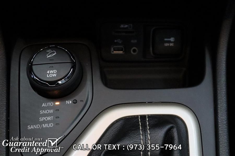 Used Jeep Cherokee Limited 2015 | City Motor Group Inc.. Haskell, New Jersey Used Jeep Cherokee Limited 2015 | City Motor Group Inc.. Haskell, New Jersey