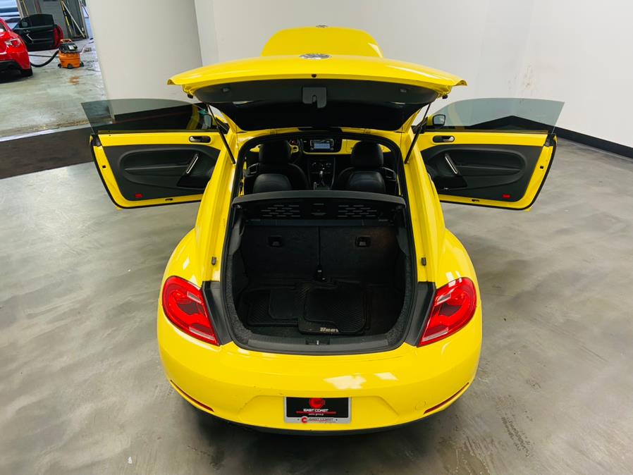 Used Volkswagen Beetle 2dr Cpe Auto 2.5L w/Sun PZEV 2012 | East Coast Auto Group. Linden, New Jersey Used Volkswagen Beetle 2dr Cpe Auto 2.5L w/Sun PZEV 2012 | East Coast Auto Group. Linden, New Jersey