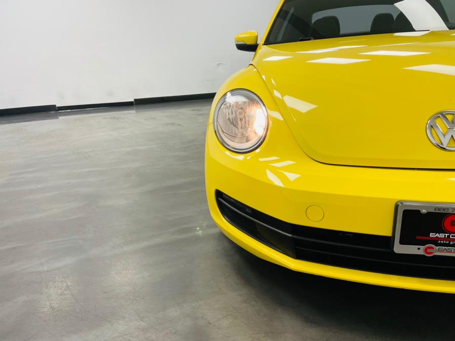 Used Volkswagen Beetle 2dr Cpe Auto 2.5L w/Sun PZEV 2012 | East Coast Auto Group. Linden, New Jersey Used Volkswagen Beetle 2dr Cpe Auto 2.5L w/Sun PZEV 2012 | East Coast Auto Group. Linden, New Jersey