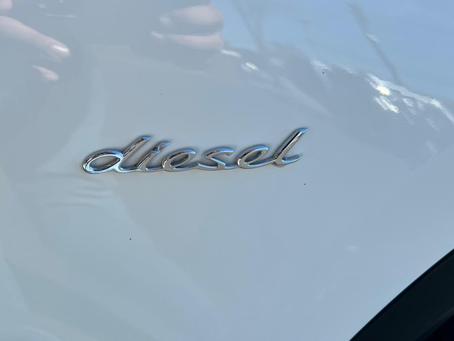 Used Porsche Cayenne AWD 4dr Diesel 2016 | Prestige Pre-Owned Motors Inc. New Windsor, New York Used Porsche Cayenne AWD 4dr Diesel 2016 | Prestige Pre-Owned Motors Inc. New Windsor, New York