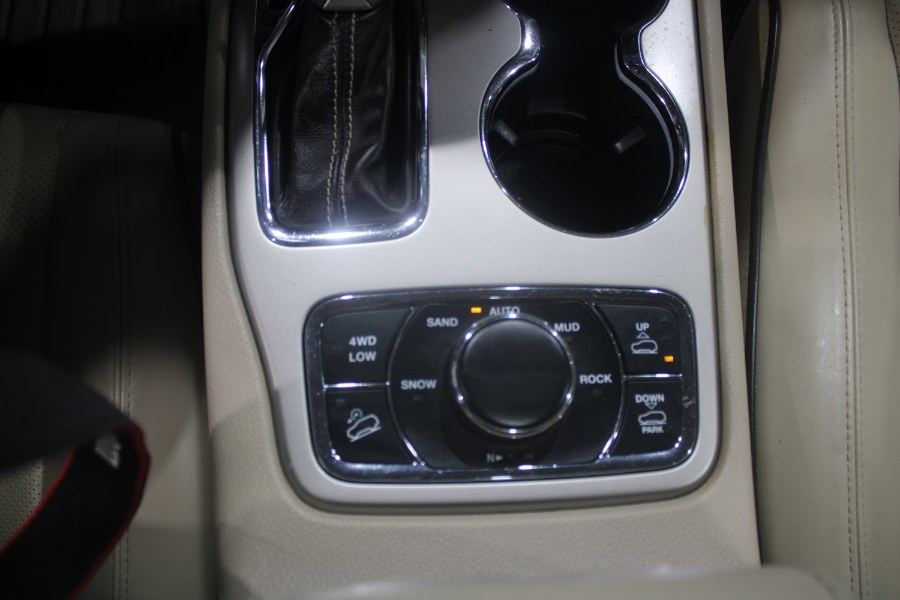 Used Jeep Grand Cherokee 4WD 4dr Overland 2016 | Auto Gallery. Lodi, New Jersey Used Jeep Grand Cherokee 4WD 4dr Overland 2016 | Auto Gallery. Lodi, New Jersey