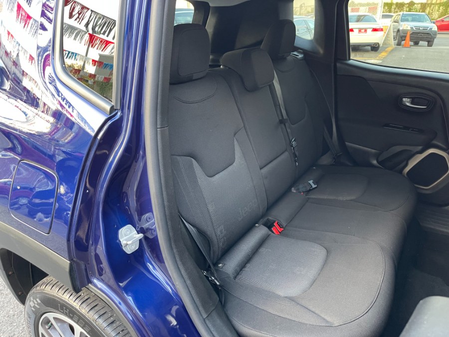 2016 Jeep Renegade 4WD 4dr Latitude, available for sale in Paterson, New Jersey | DZ Automall. Paterson, New Jersey 2016 Jeep Renegade 4WD 4dr Latitude, available for sale in Paterson, New Jersey | DZ Automall. Paterson, New Jersey