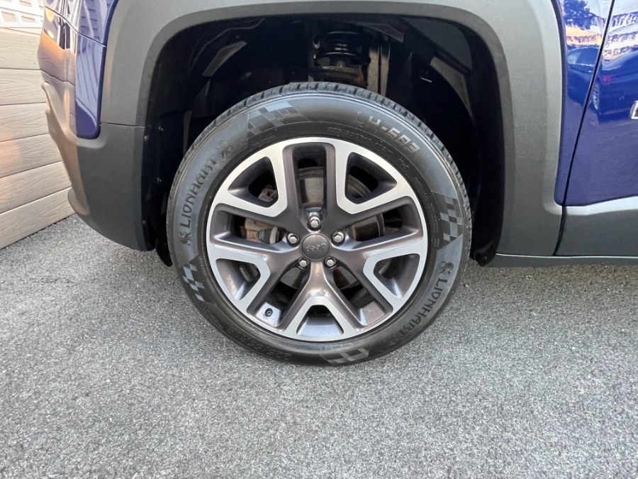 2016 Jeep Renegade 4WD 4dr Latitude, available for sale in Paterson, New Jersey | DZ Automall. Paterson, New Jersey 2016 Jeep Renegade 4WD 4dr Latitude, available for sale in Paterson, New Jersey | DZ Automall. Paterson, New Jersey