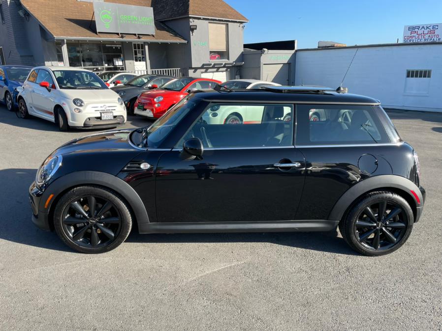 Used MINI Cooper Moonroof 2013 | Green Light Auto Wholesale. Daly City, California Used MINI Cooper Moonroof 2013 | Green Light Auto Wholesale. Daly City, California