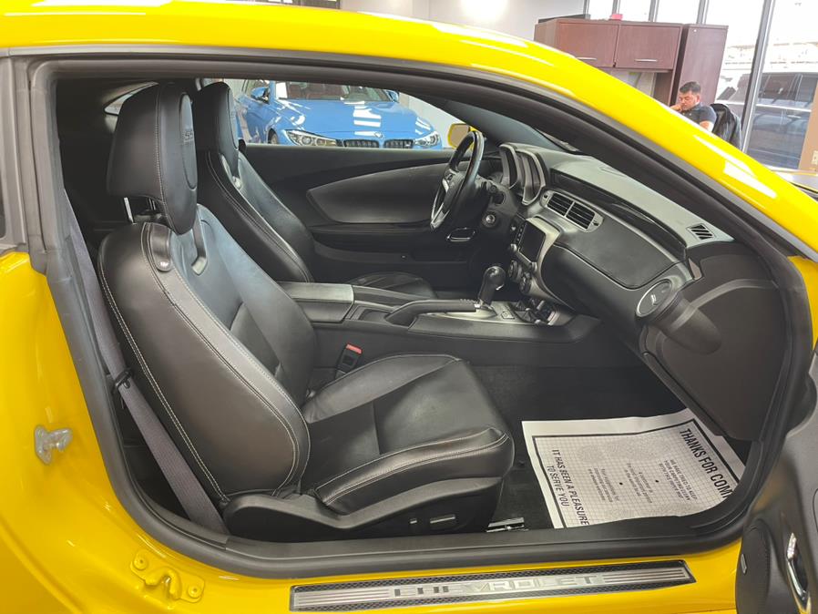 Used Chevrolet Camaro 2dr Cpe SS w/2SS 2013 | Power Motors East. Massapequa Park, New York Used Chevrolet Camaro 2dr Cpe SS w/2SS 2013 | Power Motors East. Massapequa Park, New York