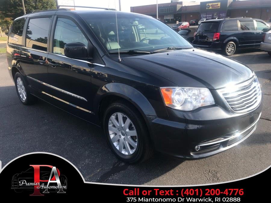 Used Chrysler Town & Country 4dr Wgn Touring 2014 | Premier Automotive Sales. Warwick, Rhode Island