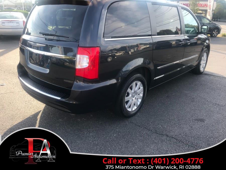 Used Chrysler Town & Country 4dr Wgn Touring 2014 | Premier Automotive Sales. Warwick, Rhode Island