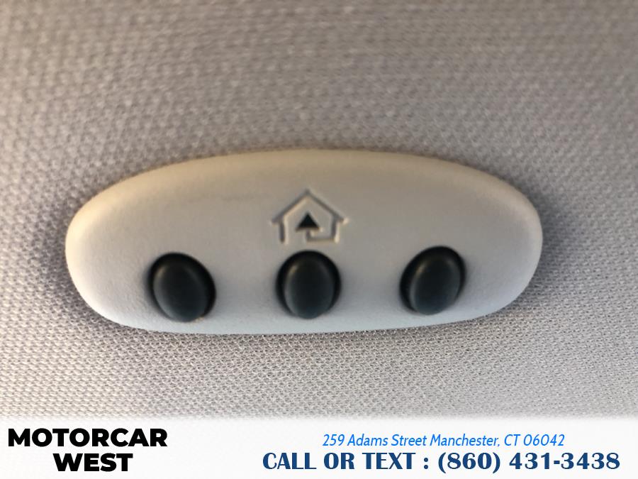 2015 Chrysler Town & Country 4dr Wgn Touring, available for sale in Manchester, Connecticut | Motorcar West. Manchester, Connecticut 2015 Chrysler Town & Country 4dr Wgn Touring, available for sale in Manchester, Connecticut | Motorcar West. Manchester, Connecticut