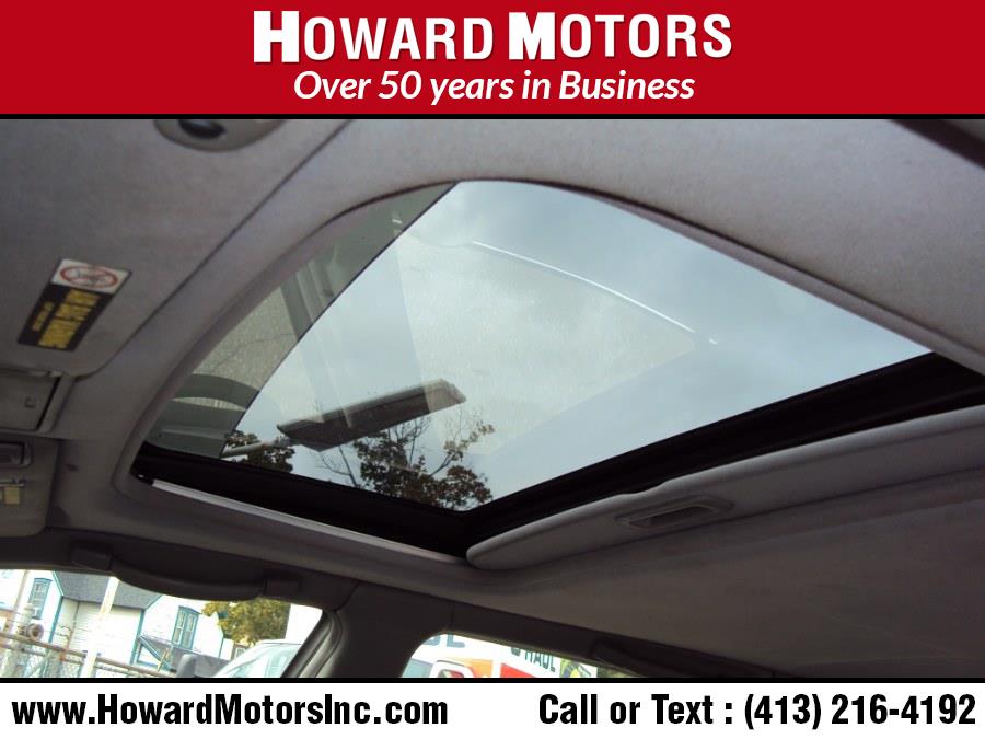 Used Acura RL 4dr Sdn w/Navigation System 2002 | Howard Motors. Springfield, Massachusetts Used Acura RL 4dr Sdn w/Navigation System 2002 | Howard Motors. Springfield, Massachusetts