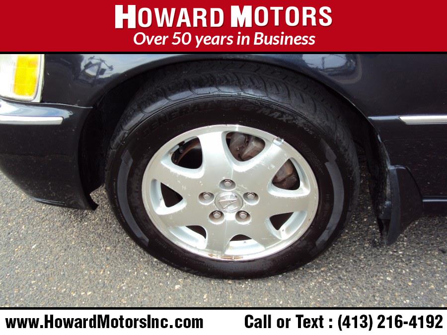 Used Acura RL 4dr Sdn w/Navigation System 2002 | Howard Motors. Springfield, Massachusetts Used Acura RL 4dr Sdn w/Navigation System 2002 | Howard Motors. Springfield, Massachusetts