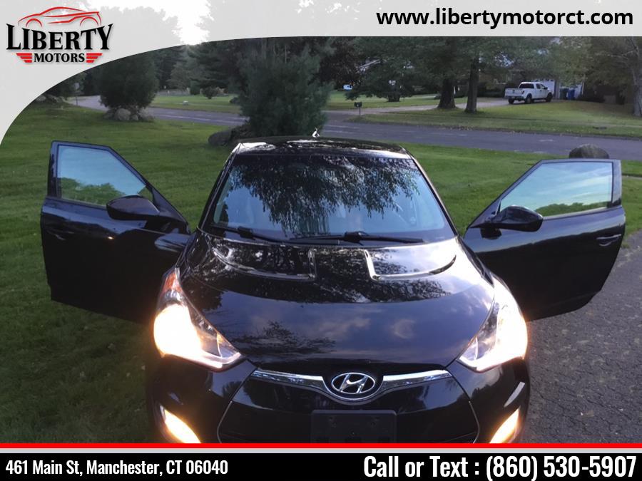 Used Hyundai Veloster 3dr Cpe Auto w/Black Int 2014 | Liberty Motors. Manchester, Connecticut Used Hyundai Veloster 3dr Cpe Auto w/Black Int 2014 | Liberty Motors. Manchester, Connecticut