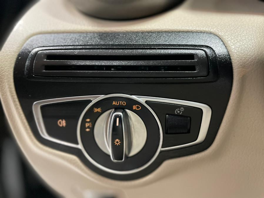 Used Mercedes-Benz GLC GLC 300 4MATIC SUV 2018 | Jamaica 26 Motors. Hollis, New York Used Mercedes-Benz GLC GLC 300 4MATIC SUV 2018 | Jamaica 26 Motors. Hollis, New York