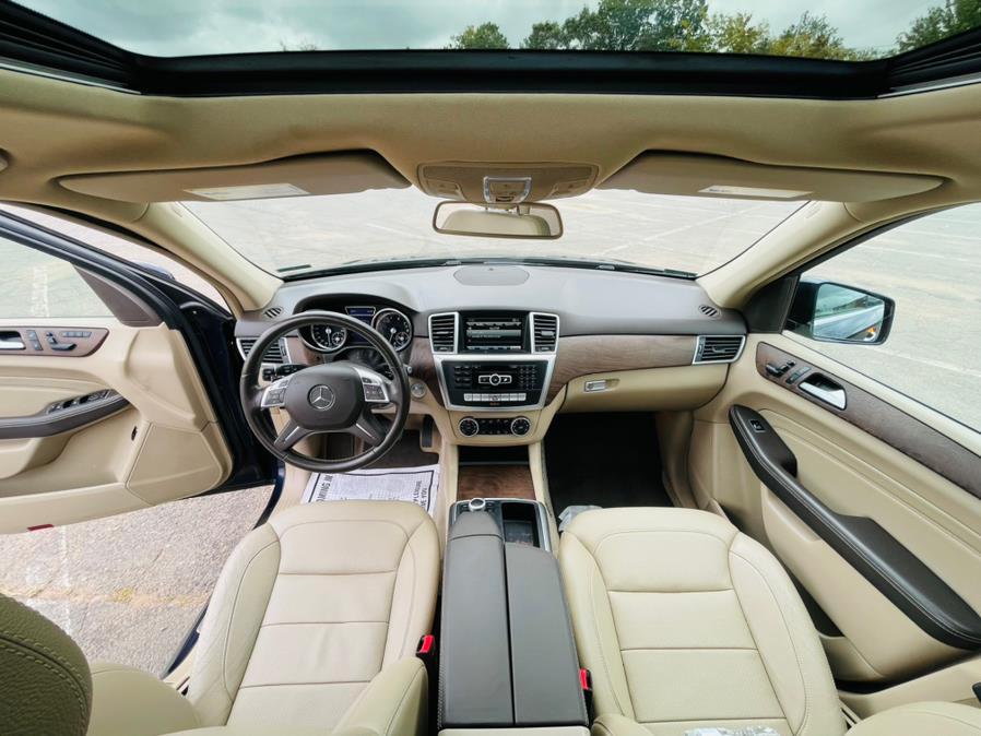 2015 Mercedes-Benz M-Class RWD 4dr ML 350, available for sale in New Britain, Connecticut | Supreme Automotive. New Britain, Connecticut 2015 Mercedes-Benz M-Class RWD 4dr ML 350, available for sale in New Britain, Connecticut | Supreme Automotive. New Britain, Connecticut