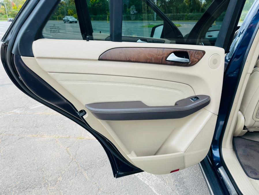 2015 Mercedes-Benz M-Class RWD 4dr ML 350, available for sale in New Britain, Connecticut | Supreme Automotive. New Britain, Connecticut 2015 Mercedes-Benz M-Class RWD 4dr ML 350, available for sale in New Britain, Connecticut | Supreme Automotive. New Britain, Connecticut