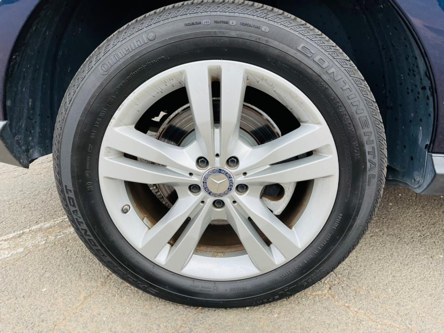 2015 Mercedes-Benz M-Class RWD 4dr ML 350, available for sale in New Britain, Connecticut | Supreme Automotive. New Britain, Connecticut 2015 Mercedes-Benz M-Class RWD 4dr ML 350, available for sale in New Britain, Connecticut | Supreme Automotive. New Britain, Connecticut