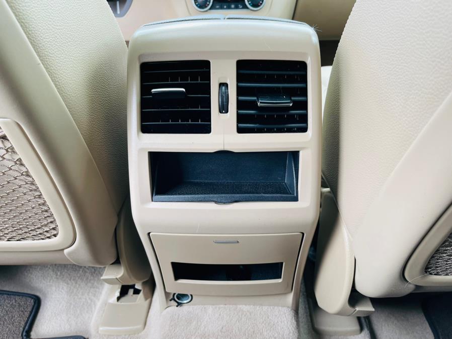 2015 Mercedes-Benz M-Class RWD 4dr ML 350, available for sale in New Britain, Connecticut | Supreme Automotive. New Britain, Connecticut 2015 Mercedes-Benz M-Class RWD 4dr ML 350, available for sale in New Britain, Connecticut | Supreme Automotive. New Britain, Connecticut