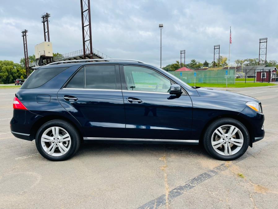 2015 Mercedes-Benz M-Class RWD 4dr ML 350, available for sale in New Britain, Connecticut | Supreme Automotive. New Britain, Connecticut 2015 Mercedes-Benz M-Class RWD 4dr ML 350, available for sale in New Britain, Connecticut | Supreme Automotive. New Britain, Connecticut