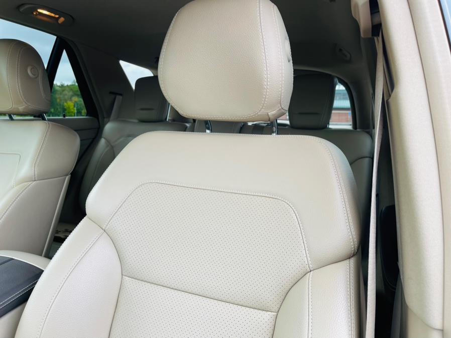 2015 Mercedes-Benz M-Class RWD 4dr ML 350, available for sale in New Britain, Connecticut | Supreme Automotive. New Britain, Connecticut 2015 Mercedes-Benz M-Class RWD 4dr ML 350, available for sale in New Britain, Connecticut | Supreme Automotive. New Britain, Connecticut