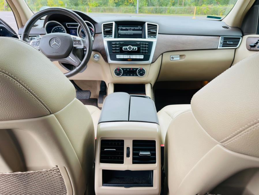 2015 Mercedes-Benz M-Class RWD 4dr ML 350, available for sale in New Britain, Connecticut | Supreme Automotive. New Britain, Connecticut 2015 Mercedes-Benz M-Class RWD 4dr ML 350, available for sale in New Britain, Connecticut | Supreme Automotive. New Britain, Connecticut