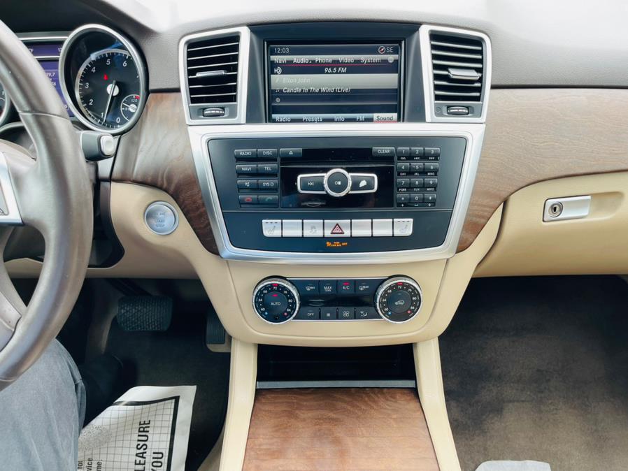 2015 Mercedes-Benz M-Class RWD 4dr ML 350, available for sale in New Britain, Connecticut | Supreme Automotive. New Britain, Connecticut 2015 Mercedes-Benz M-Class RWD 4dr ML 350, available for sale in New Britain, Connecticut | Supreme Automotive. New Britain, Connecticut