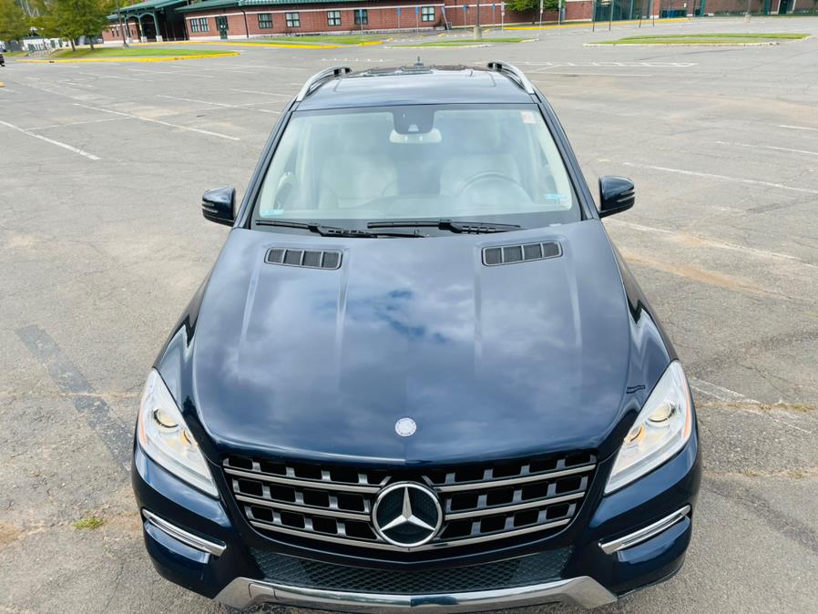 2015 Mercedes-Benz M-Class RWD 4dr ML 350, available for sale in New Britain, Connecticut | Supreme Automotive. New Britain, Connecticut 2015 Mercedes-Benz M-Class RWD 4dr ML 350, available for sale in New Britain, Connecticut | Supreme Automotive. New Britain, Connecticut