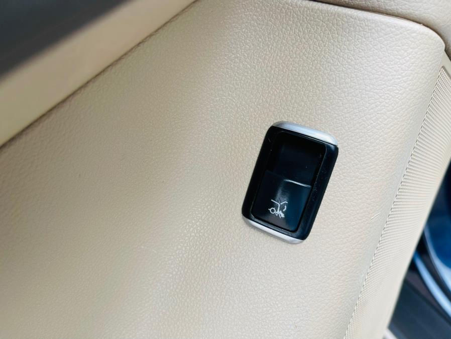 2015 Mercedes-Benz M-Class RWD 4dr ML 350, available for sale in New Britain, Connecticut | Supreme Automotive. New Britain, Connecticut 2015 Mercedes-Benz M-Class RWD 4dr ML 350, available for sale in New Britain, Connecticut | Supreme Automotive. New Britain, Connecticut