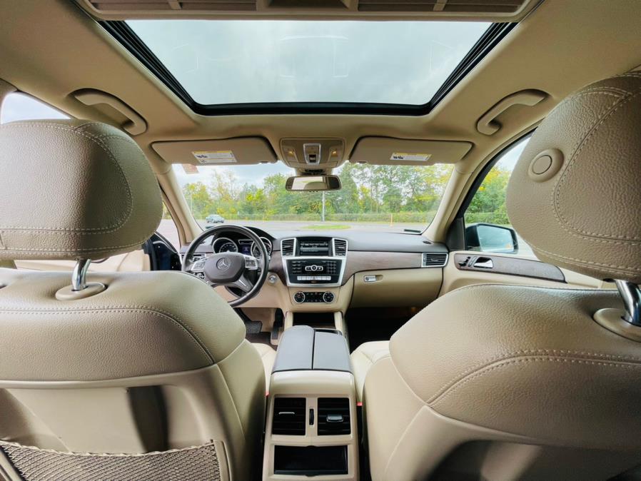 2015 Mercedes-Benz M-Class RWD 4dr ML 350, available for sale in New Britain, Connecticut | Supreme Automotive. New Britain, Connecticut 2015 Mercedes-Benz M-Class RWD 4dr ML 350, available for sale in New Britain, Connecticut | Supreme Automotive. New Britain, Connecticut