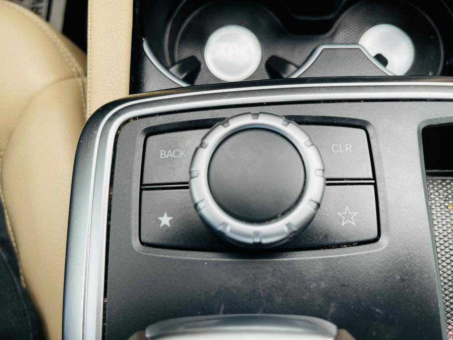 2015 Mercedes-Benz M-Class RWD 4dr ML 350, available for sale in New Britain, Connecticut | Supreme Automotive. New Britain, Connecticut 2015 Mercedes-Benz M-Class RWD 4dr ML 350, available for sale in New Britain, Connecticut | Supreme Automotive. New Britain, Connecticut