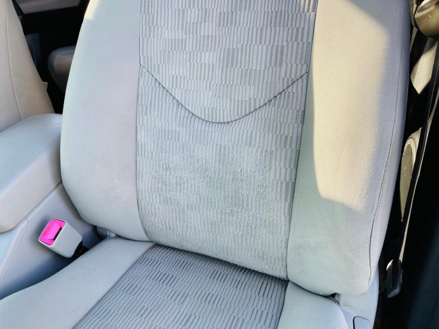 Used Toyota RAV4 4WD 4dr 4-cyl 4-Spd AT 2009 | Supreme Automotive. New Britain, Connecticut Used Toyota RAV4 4WD 4dr 4-cyl 4-Spd AT 2009 | Supreme Automotive. New Britain, Connecticut