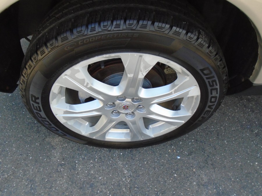 2010 Cadillac SRX AWD 4dr Performance Collection, available for sale in Waterbury, Connecticut | Jim Juliani Motors. Waterbury, Connecticut 2010 Cadillac SRX AWD 4dr Performance Collection, available for sale in Waterbury, Connecticut | Jim Juliani Motors. Waterbury, Connecticut