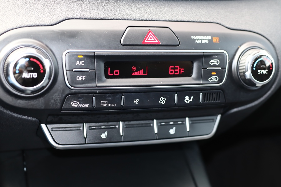 Used Kia Sorento L FWD 2019 | Hillside Auto Mall Inc.. Jamaica, New York Used Kia Sorento L FWD 2019 | Hillside Auto Mall Inc.. Jamaica, New York
