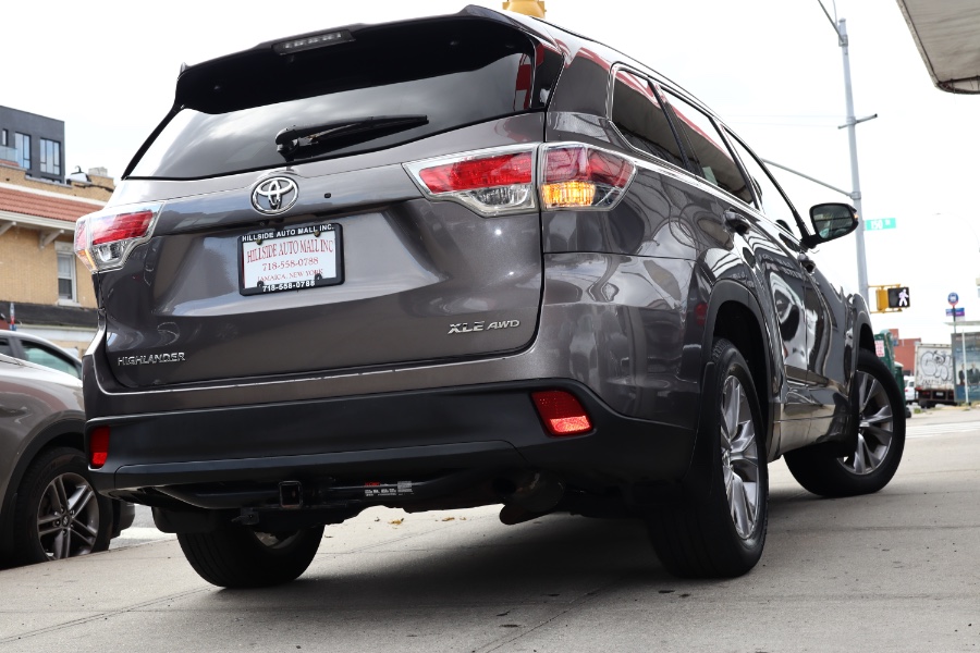 Used Toyota Highlander AWD 4dr V6 XLE (Natl) 2015 | Hillside Auto Mall Inc.. Jamaica, New York Used Toyota Highlander AWD 4dr V6 XLE (Natl) 2015 | Hillside Auto Mall Inc.. Jamaica, New York