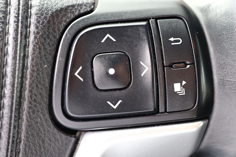 Used Toyota Highlander AWD 4dr V6 XLE (Natl) 2015 | Hillside Auto Mall Inc.. Jamaica, New York Used Toyota Highlander AWD 4dr V6 XLE (Natl) 2015 | Hillside Auto Mall Inc.. Jamaica, New York