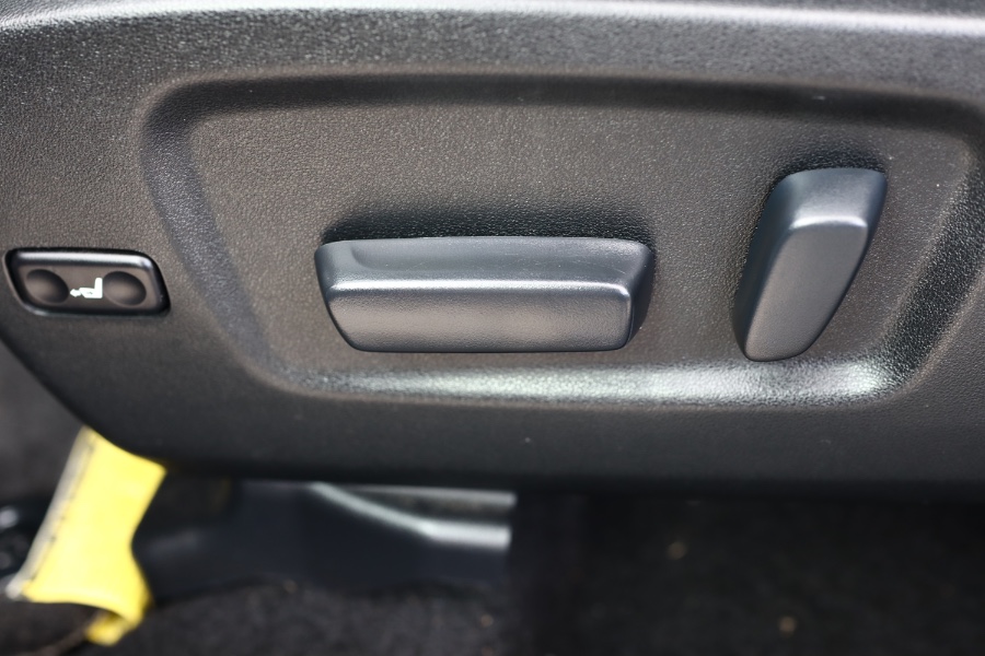 Used Toyota Highlander AWD 4dr V6 XLE (Natl) 2015 | Hillside Auto Mall Inc.. Jamaica, New York Used Toyota Highlander AWD 4dr V6 XLE (Natl) 2015 | Hillside Auto Mall Inc.. Jamaica, New York